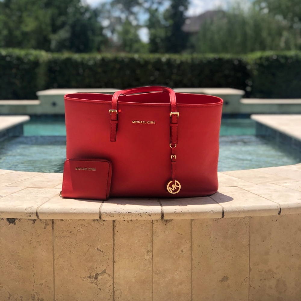 Orange Micheal Kors Stefani tote bag